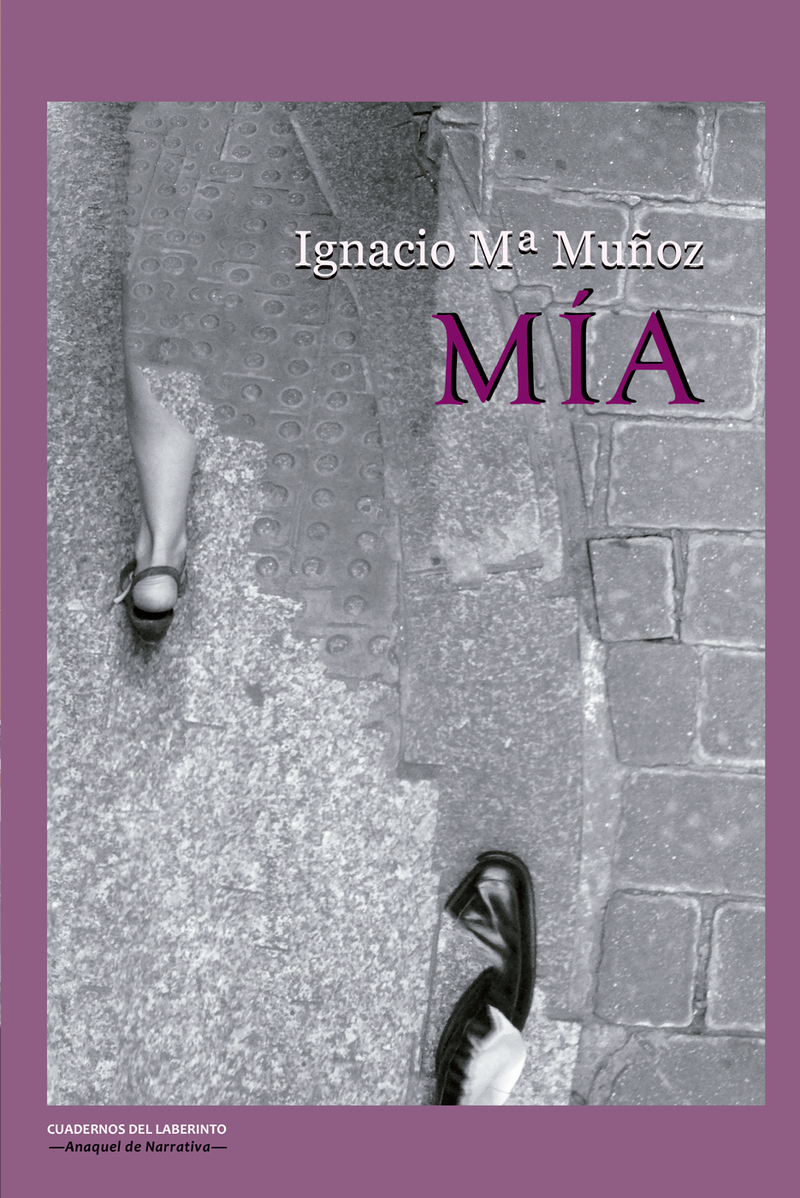 Mía: portada