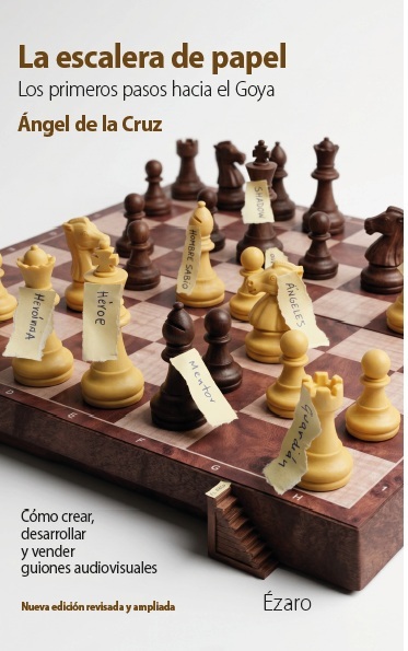 LA ESCALERA DE PAPEL: portada