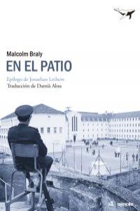 En el patio: portada