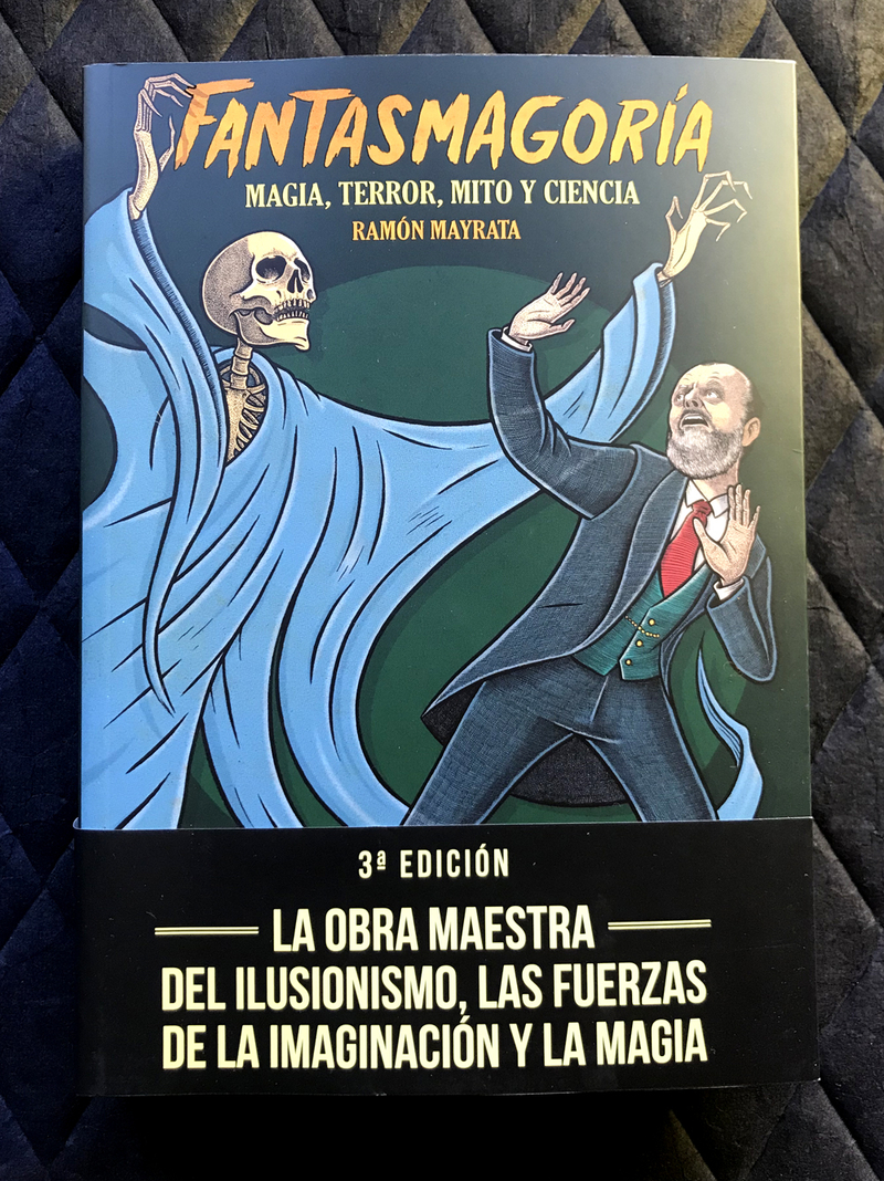 Fantasmagoría: portada
