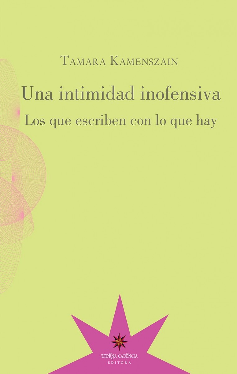 Una intimidad inofensiva (4ED): portada